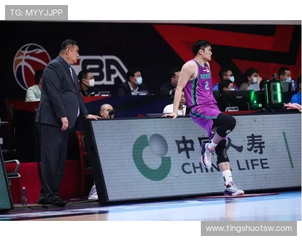 CBA自由市场动态:重磅转会与签约传闻汇总_20260521200508
